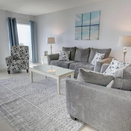 El Matador 455 - Gulf Front With Views Of The Gulf And Pool - Includes Seasonal Beach Service!